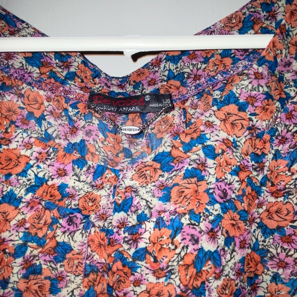 Beautiful "DEVOTED" Butterfly Top - Picture 2 of 7